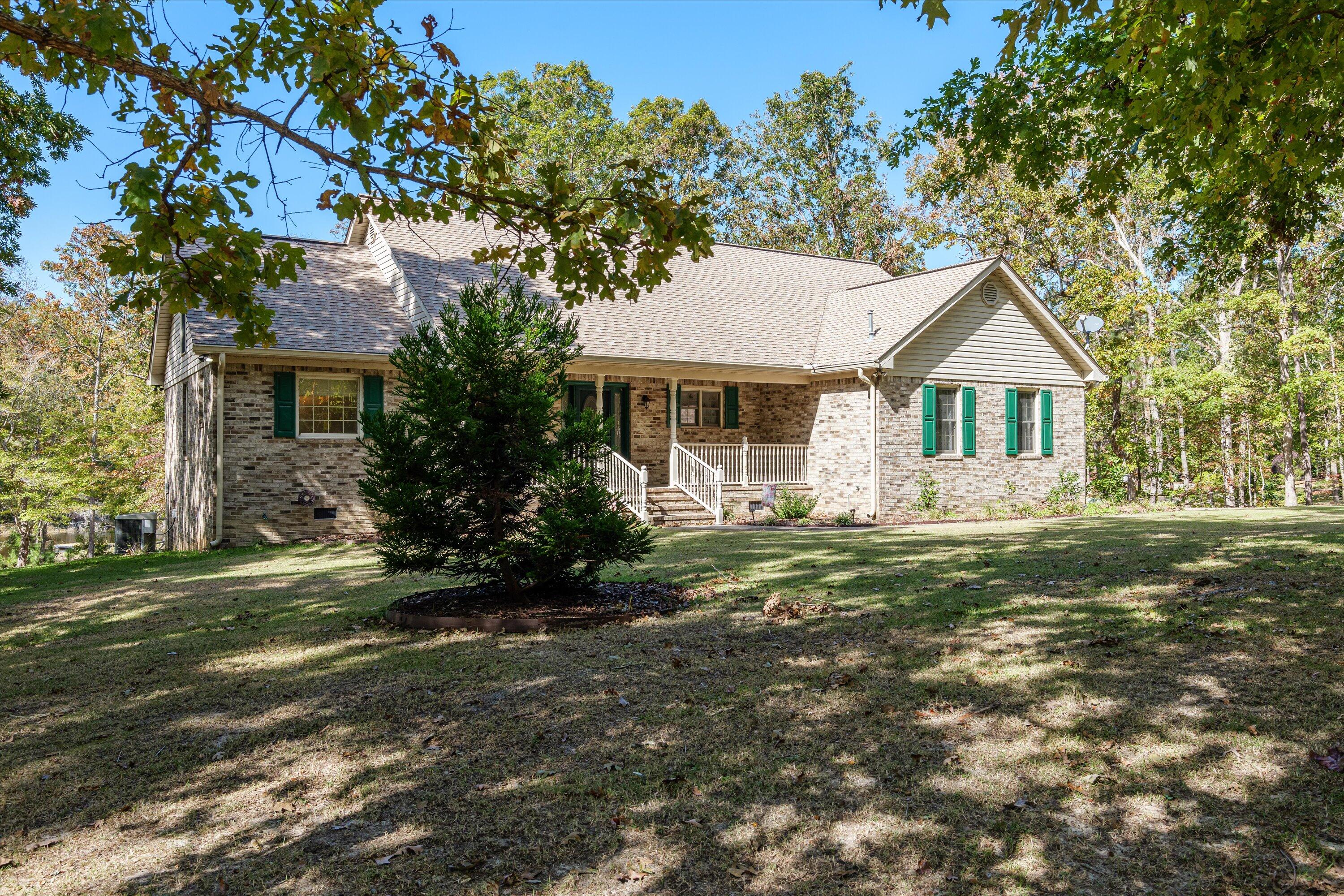 1085 Maple Ct.