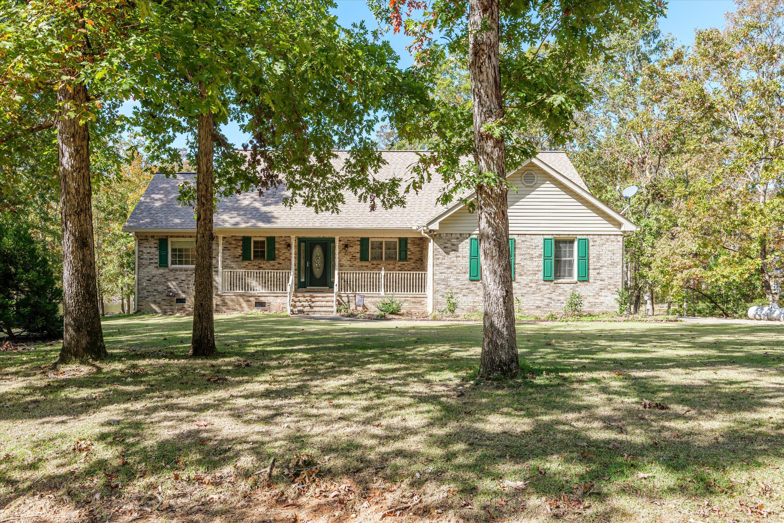 1085 Maple Ct.