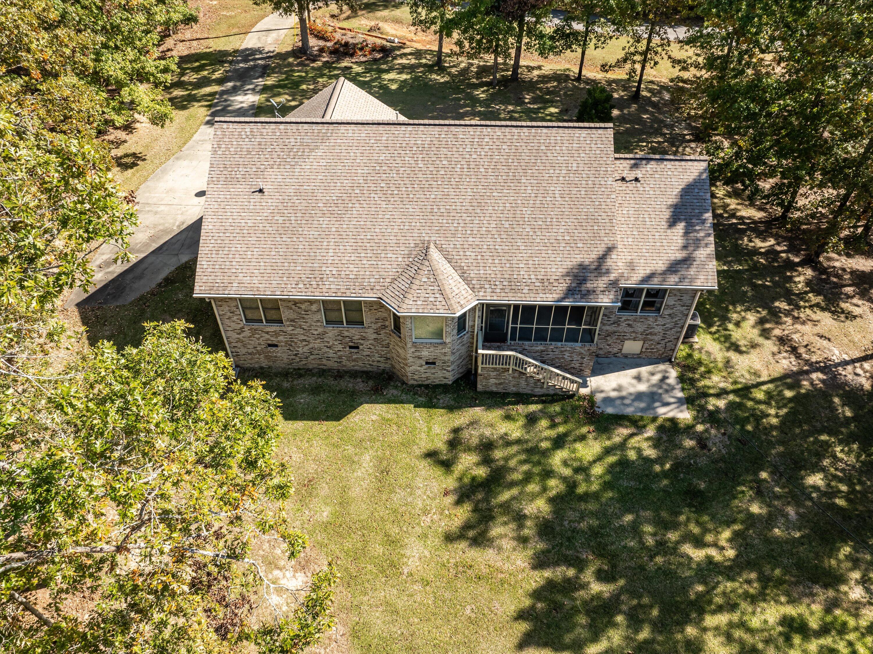 1085 Maple Ct.