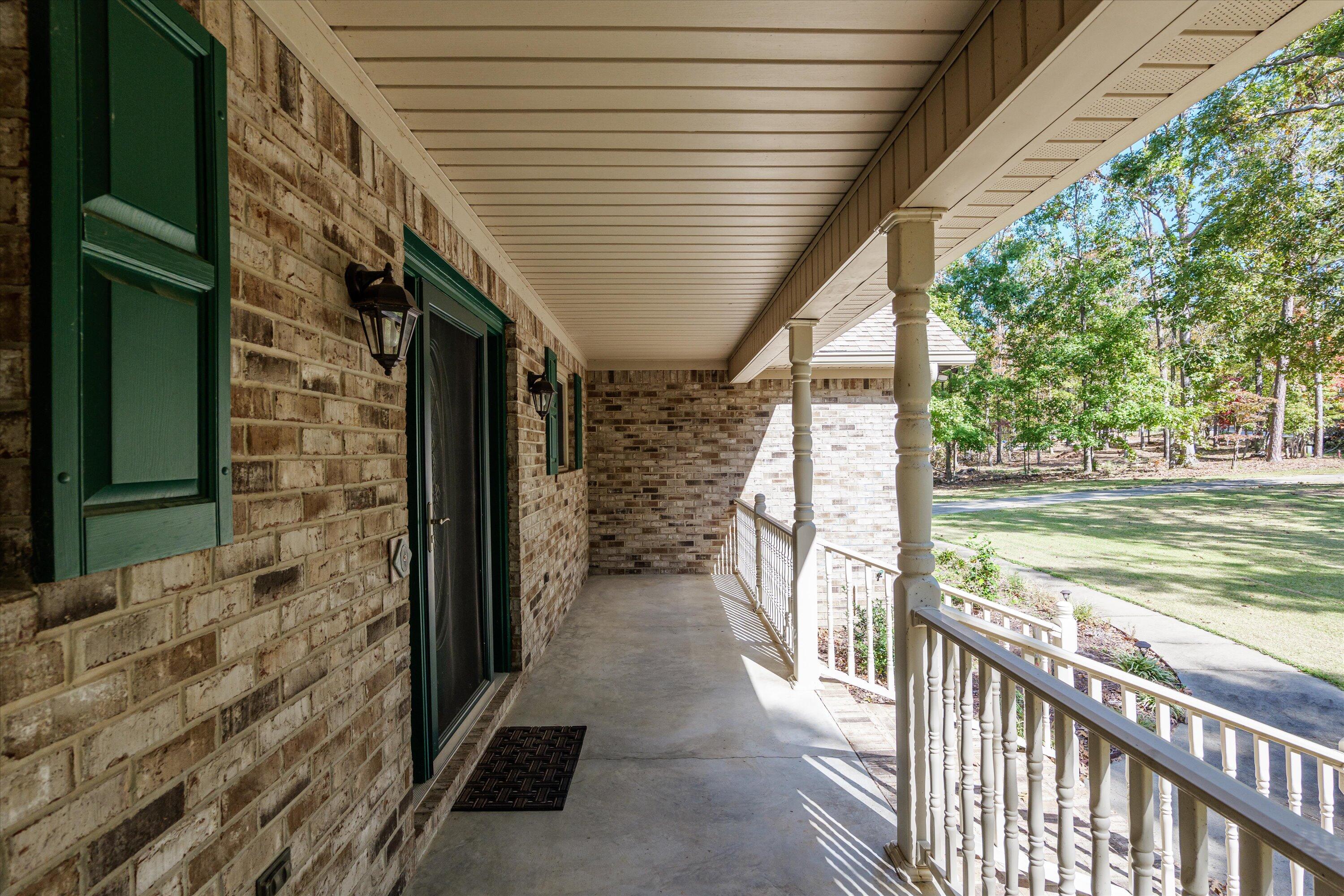 1085 Maple Ct.