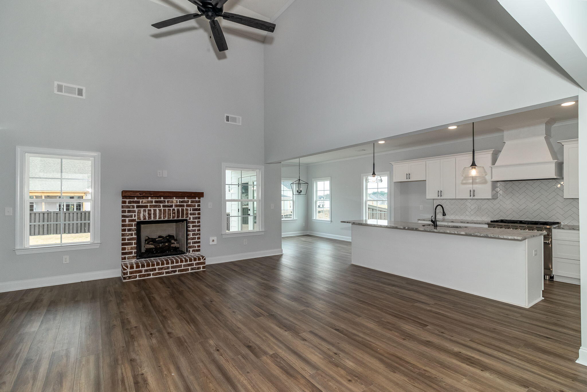3007 Rosewood Drive