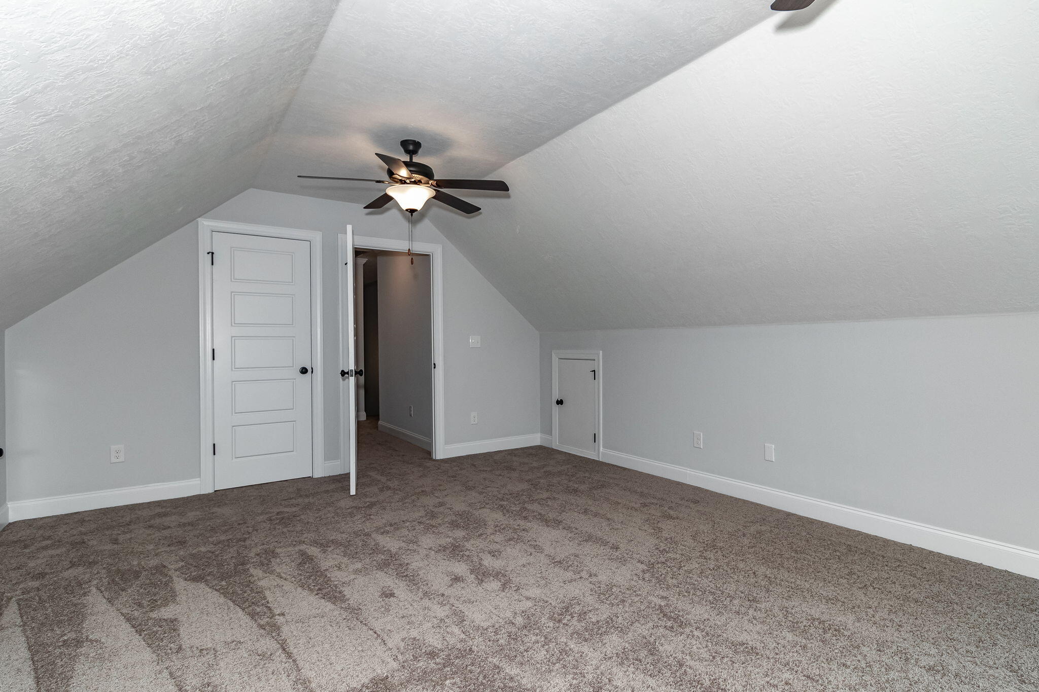 3007 Rosewood Drive