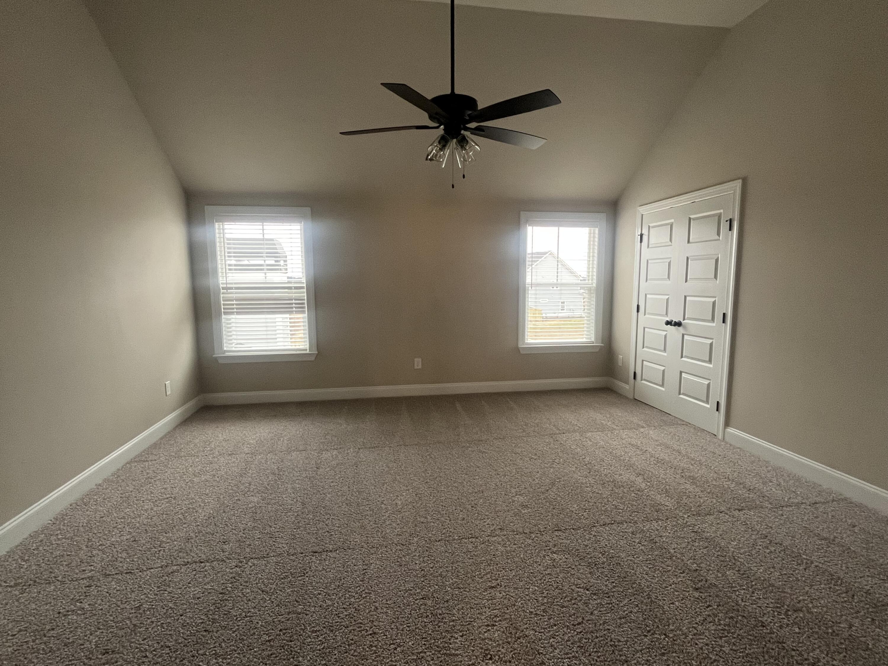 1220 Honey Lane