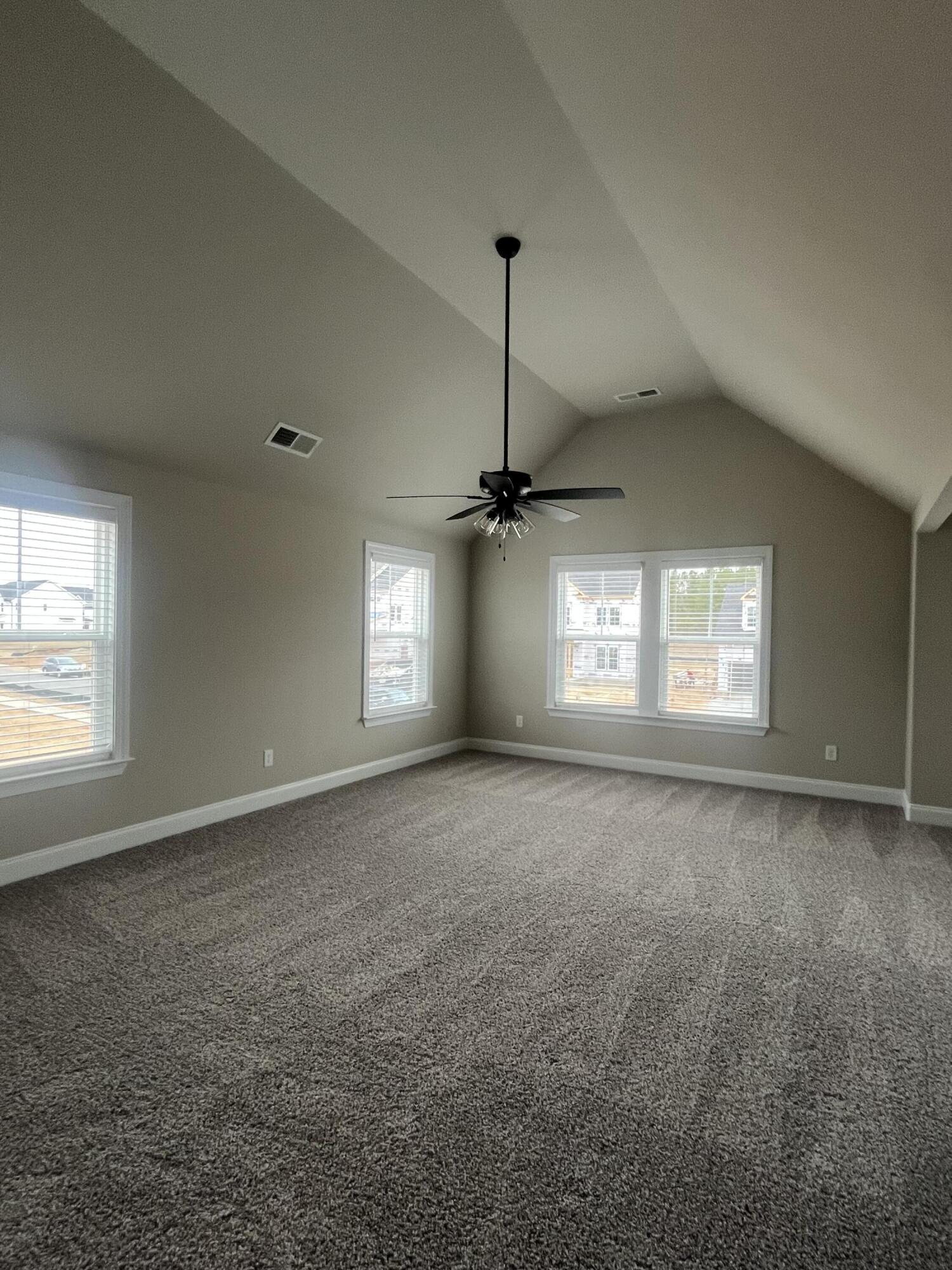 1220 Honey Lane