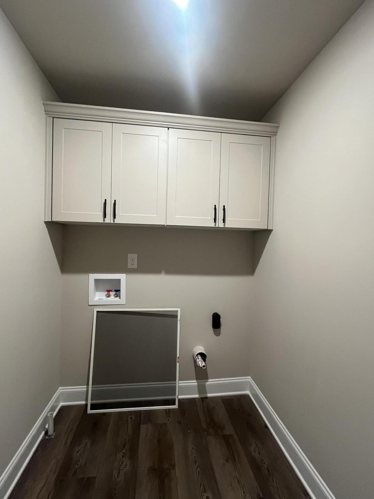 1220 Honey Lane