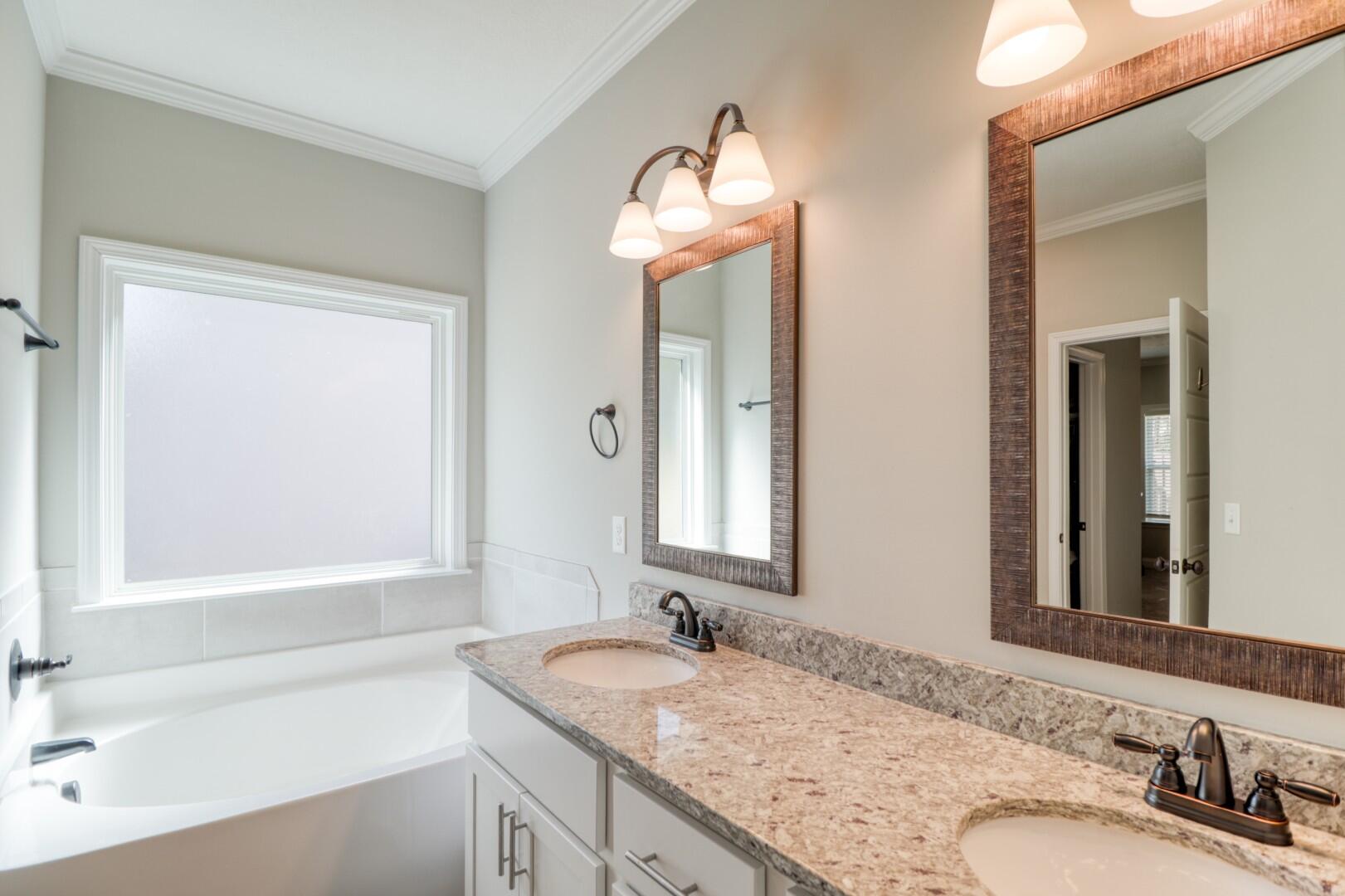 300 Huntley Loop