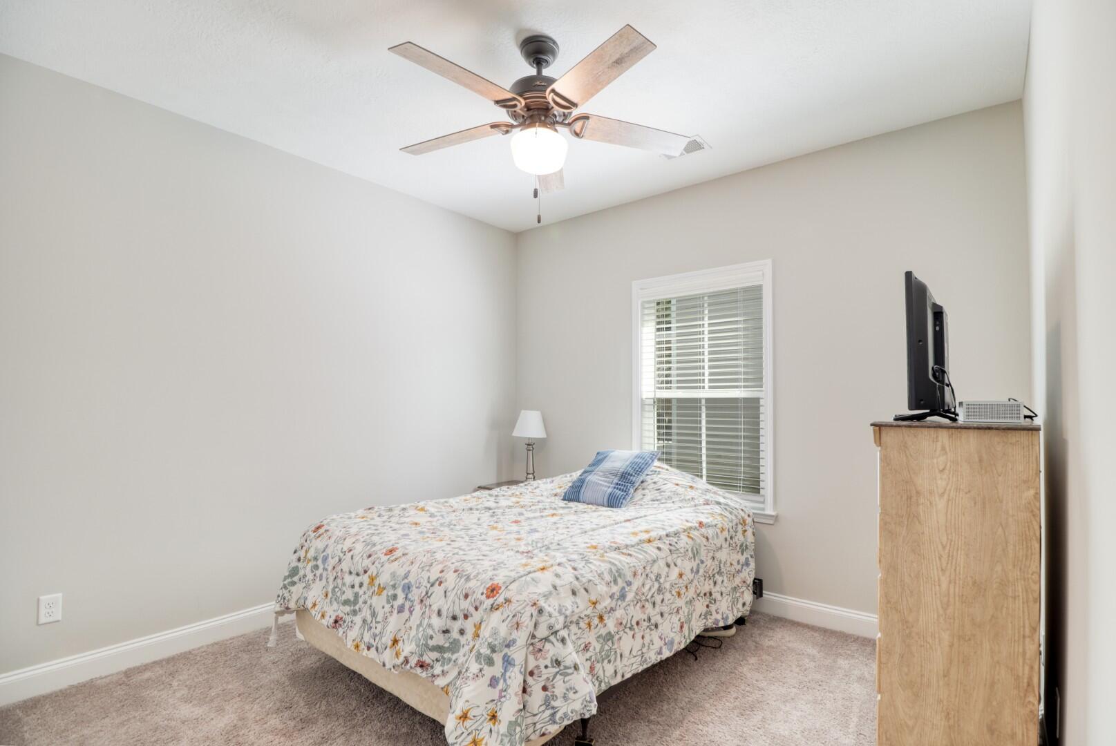 300 Huntley Loop