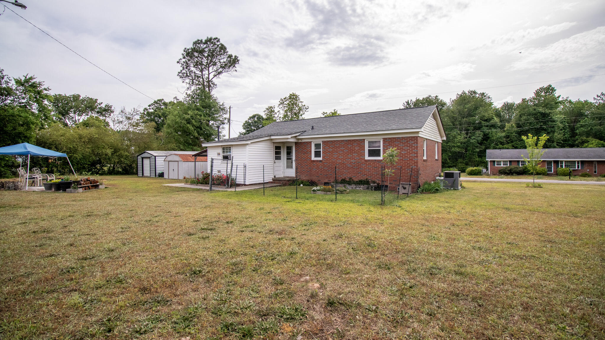 601 Louise Dr.