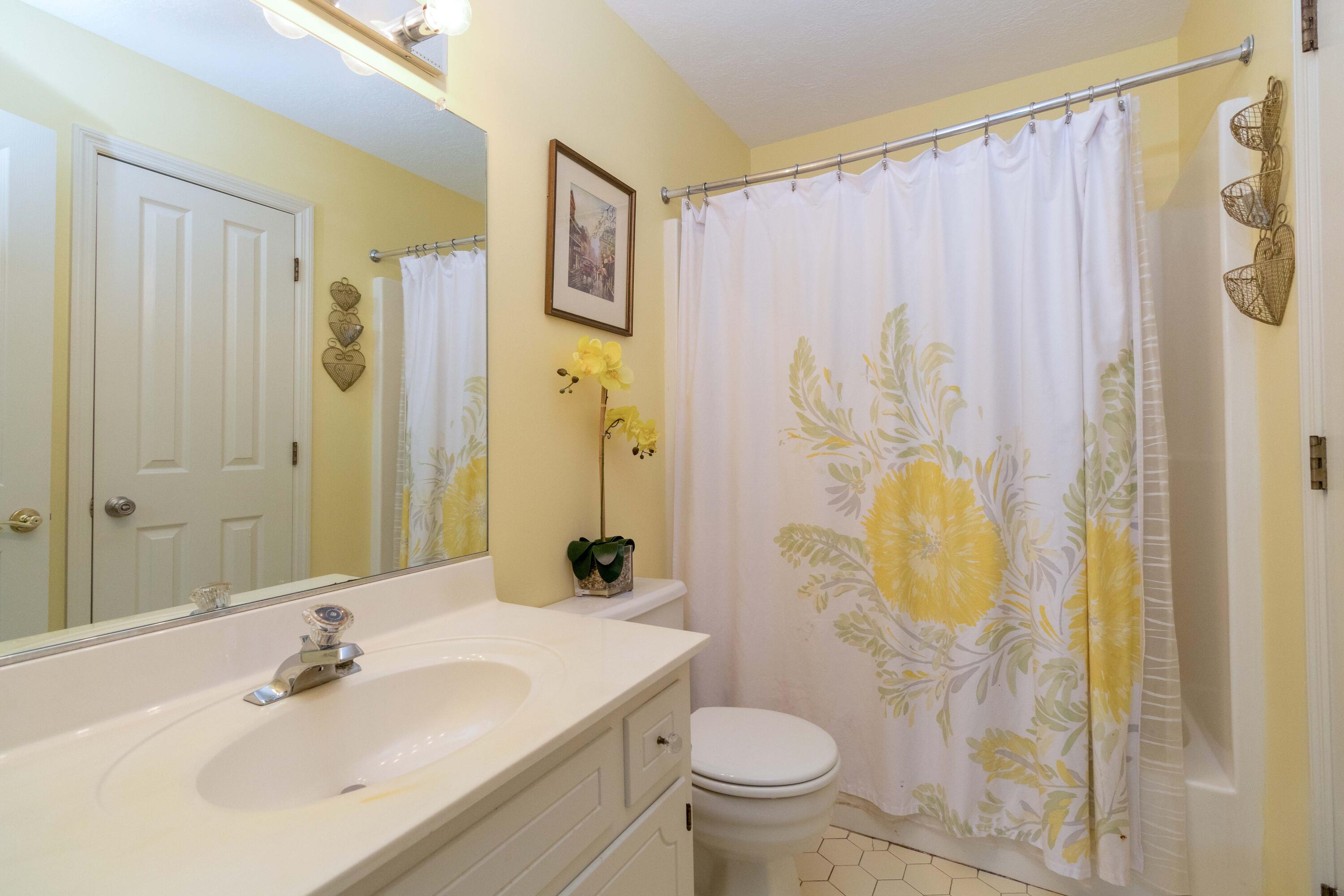 445 Creekwalk Drive