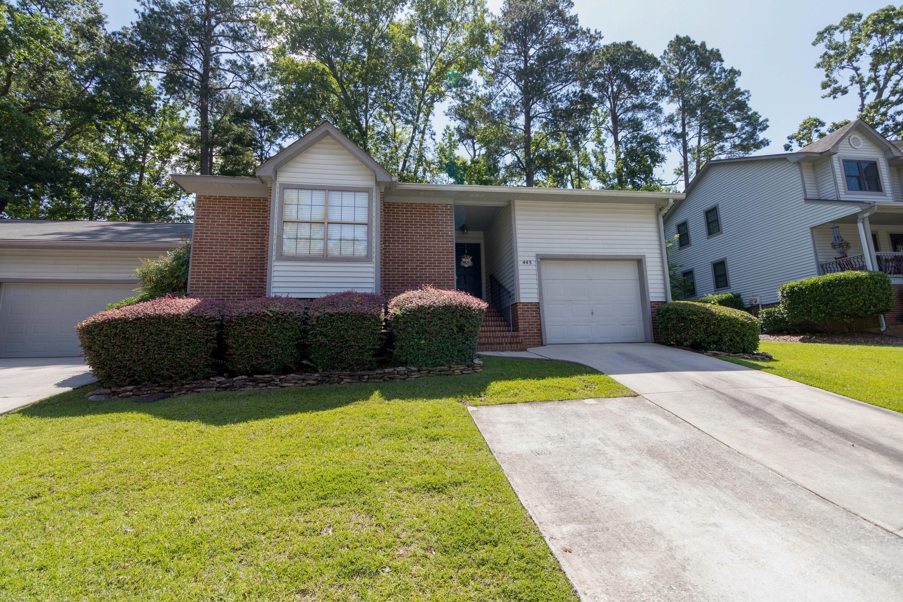 445 Creekwalk Drive