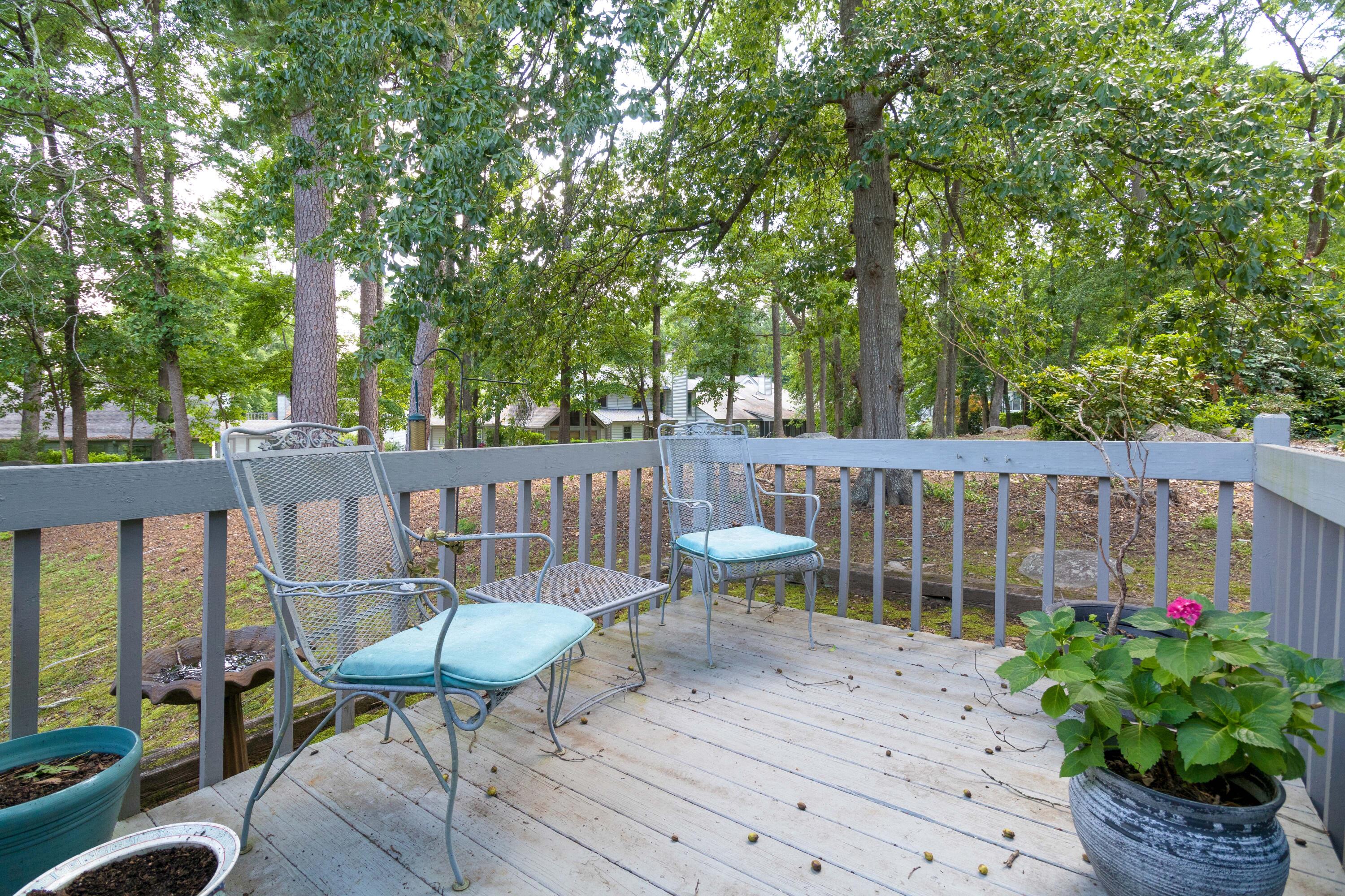 445 Creekwalk Drive