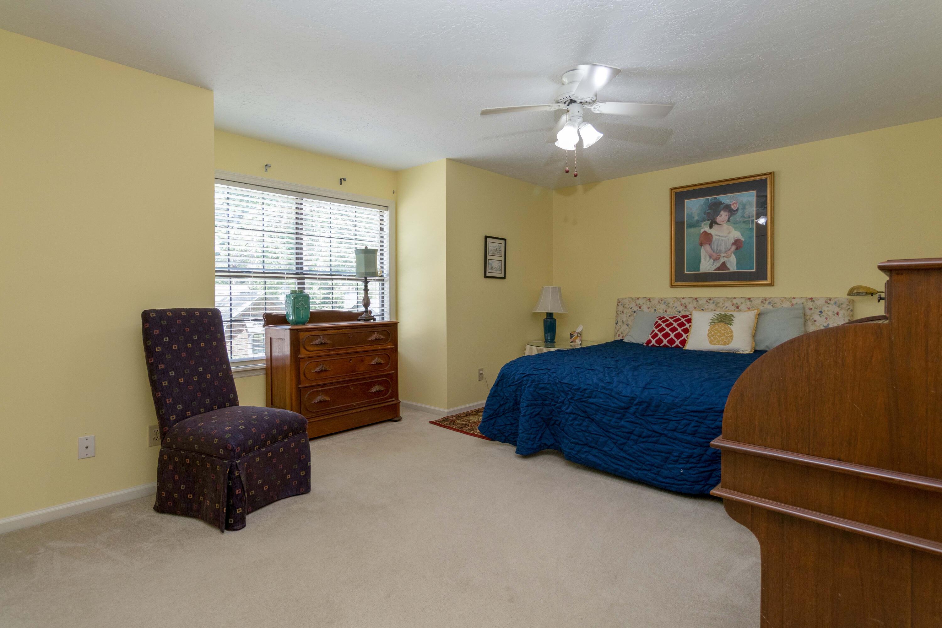 445 Creekwalk Drive