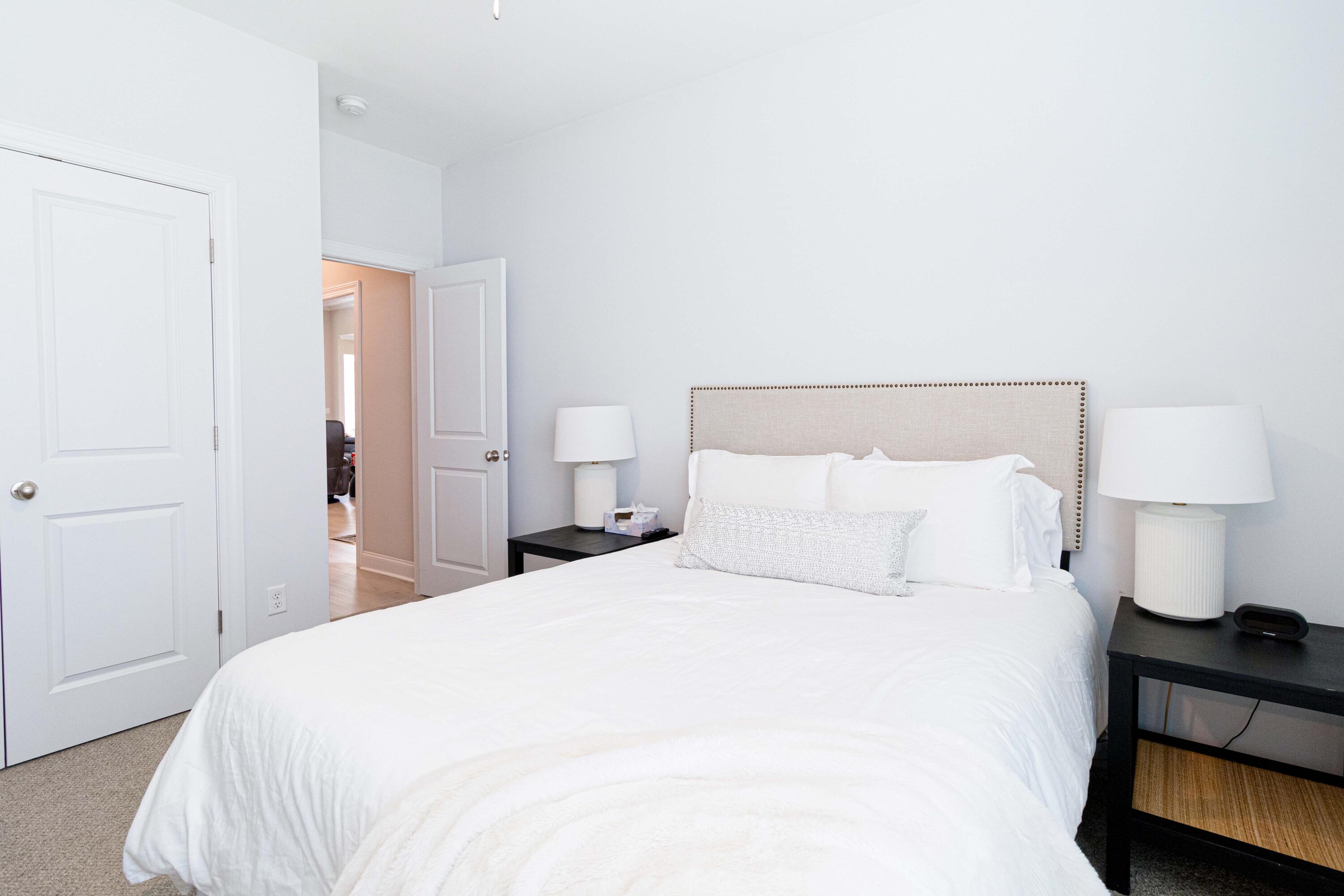 555 Rivernorth Dr.