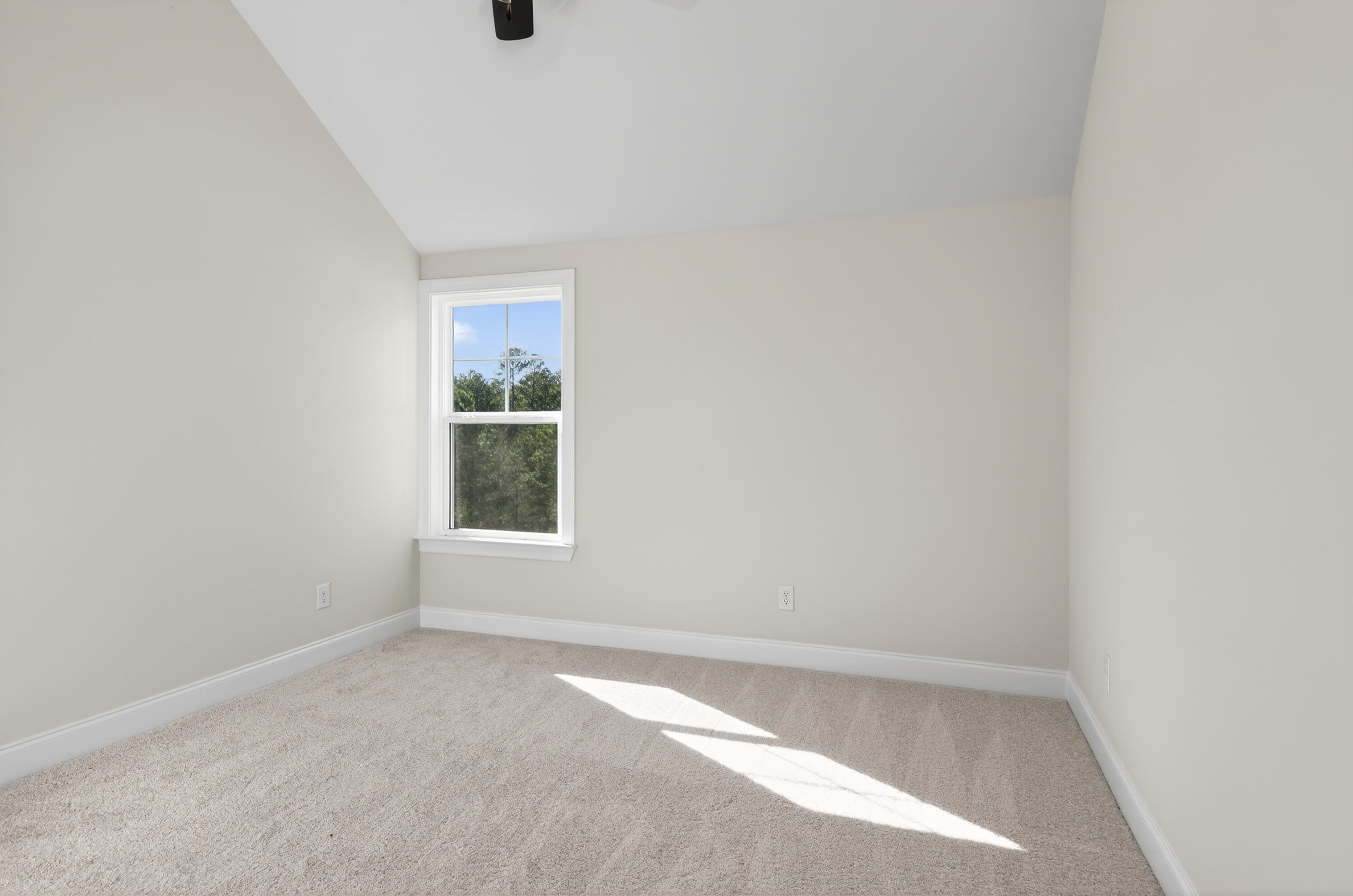 3143 Rosewood Drive