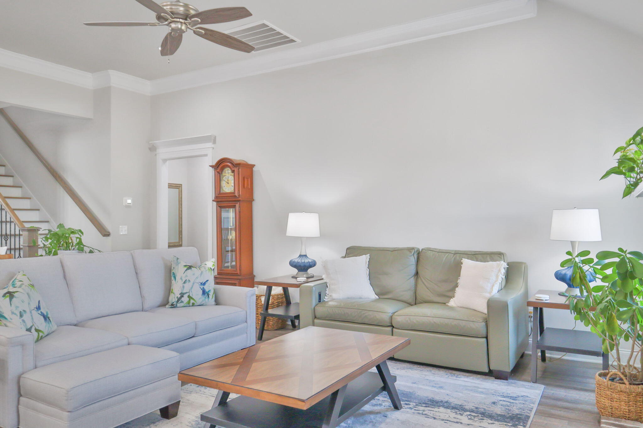 3123 Rosewood Drive
