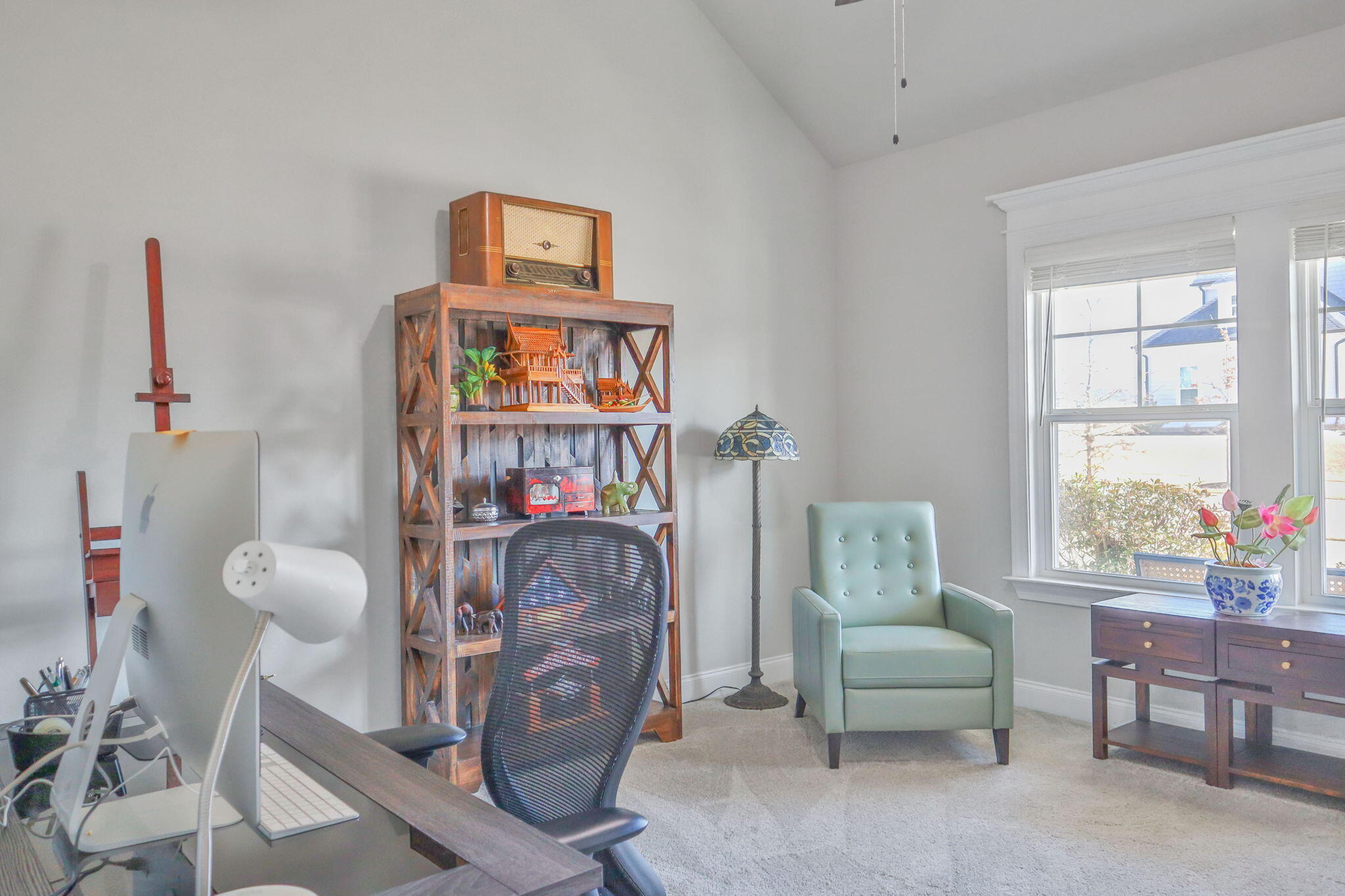 3123 Rosewood Drive