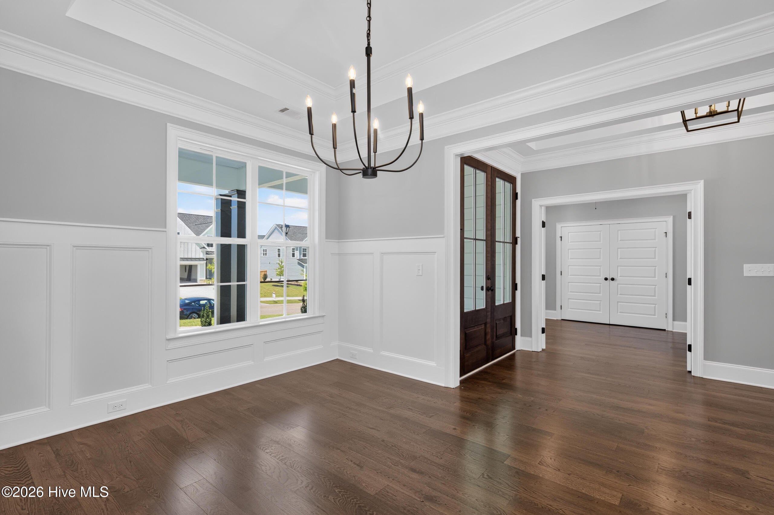 442 Woodlawn St.