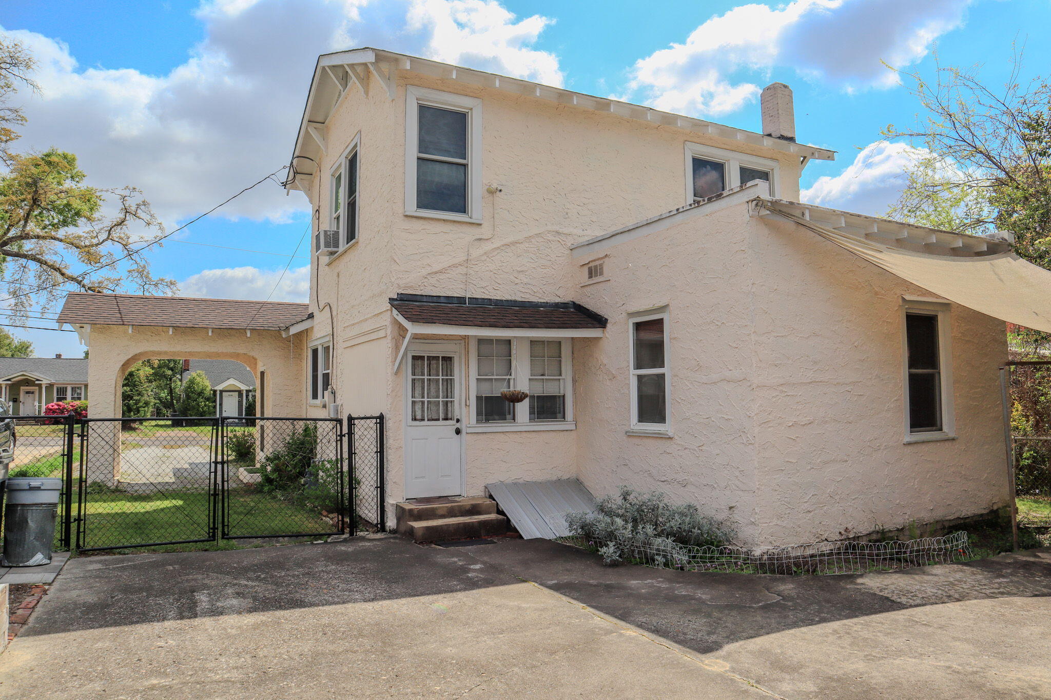 1517 Johns Road
