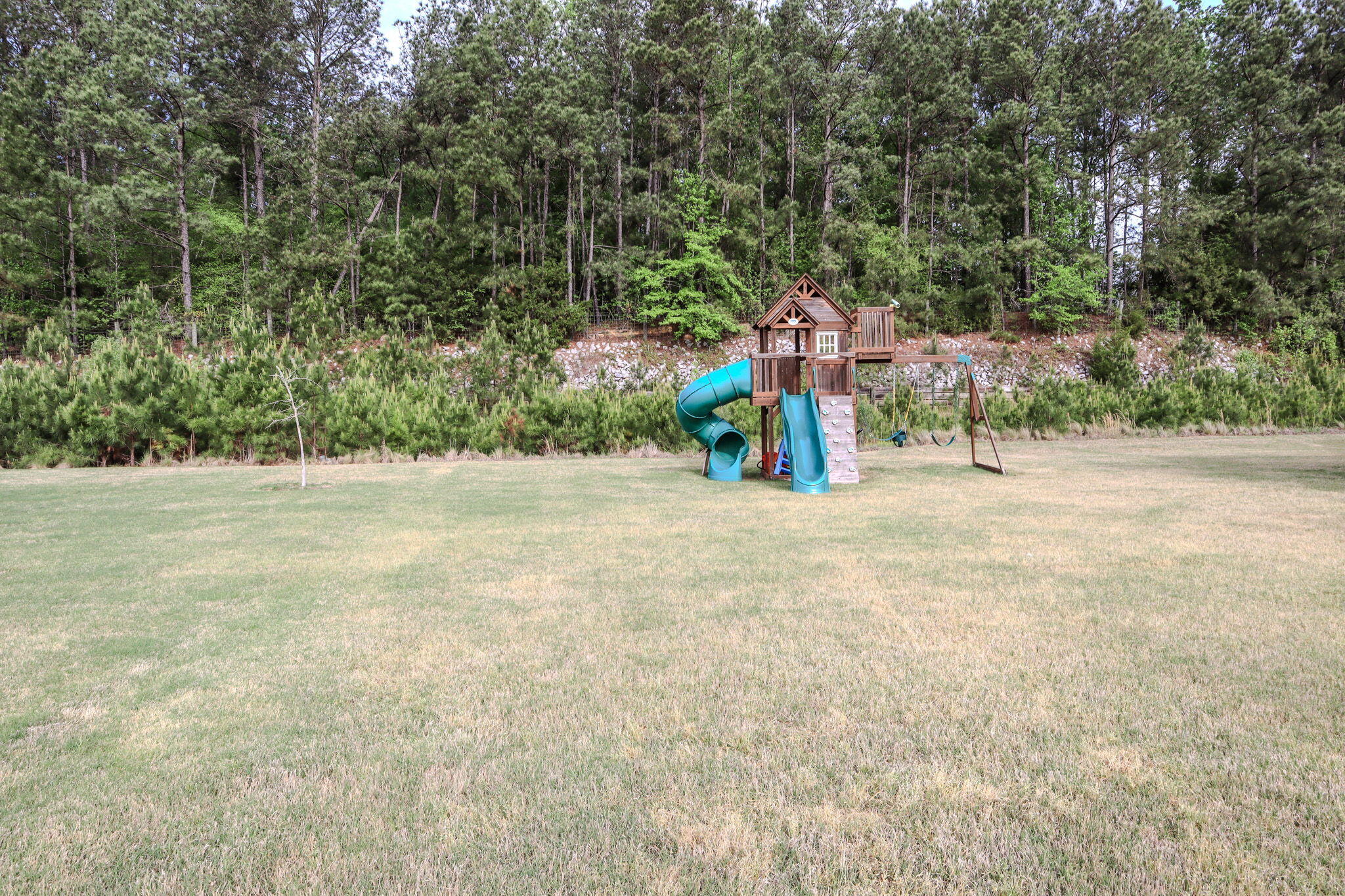 214 Cardinal Court