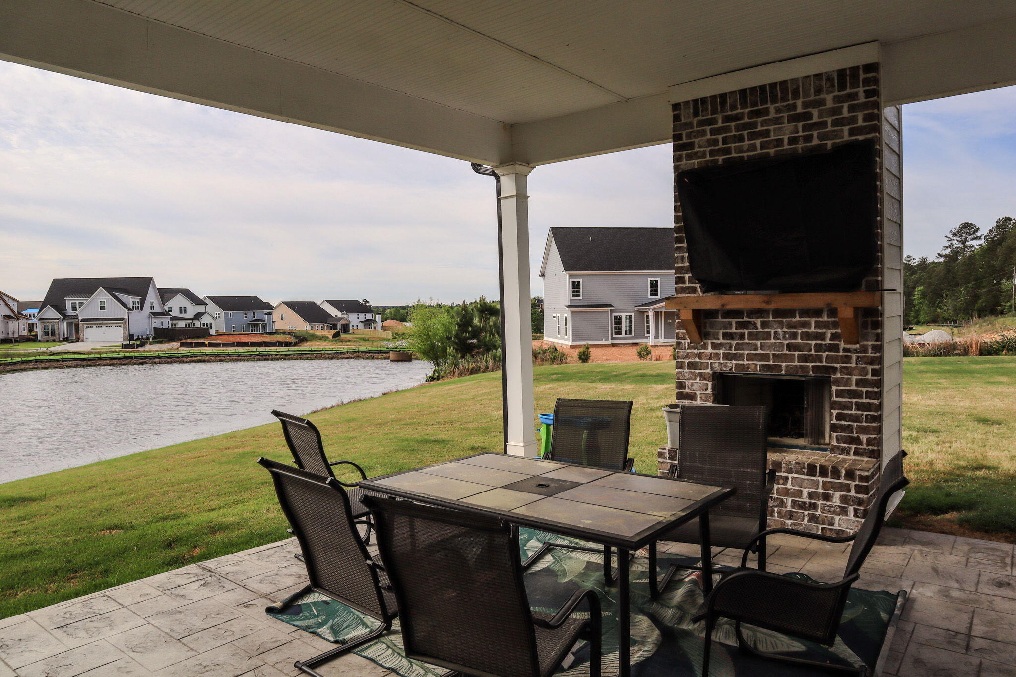 214 Cardinal Court