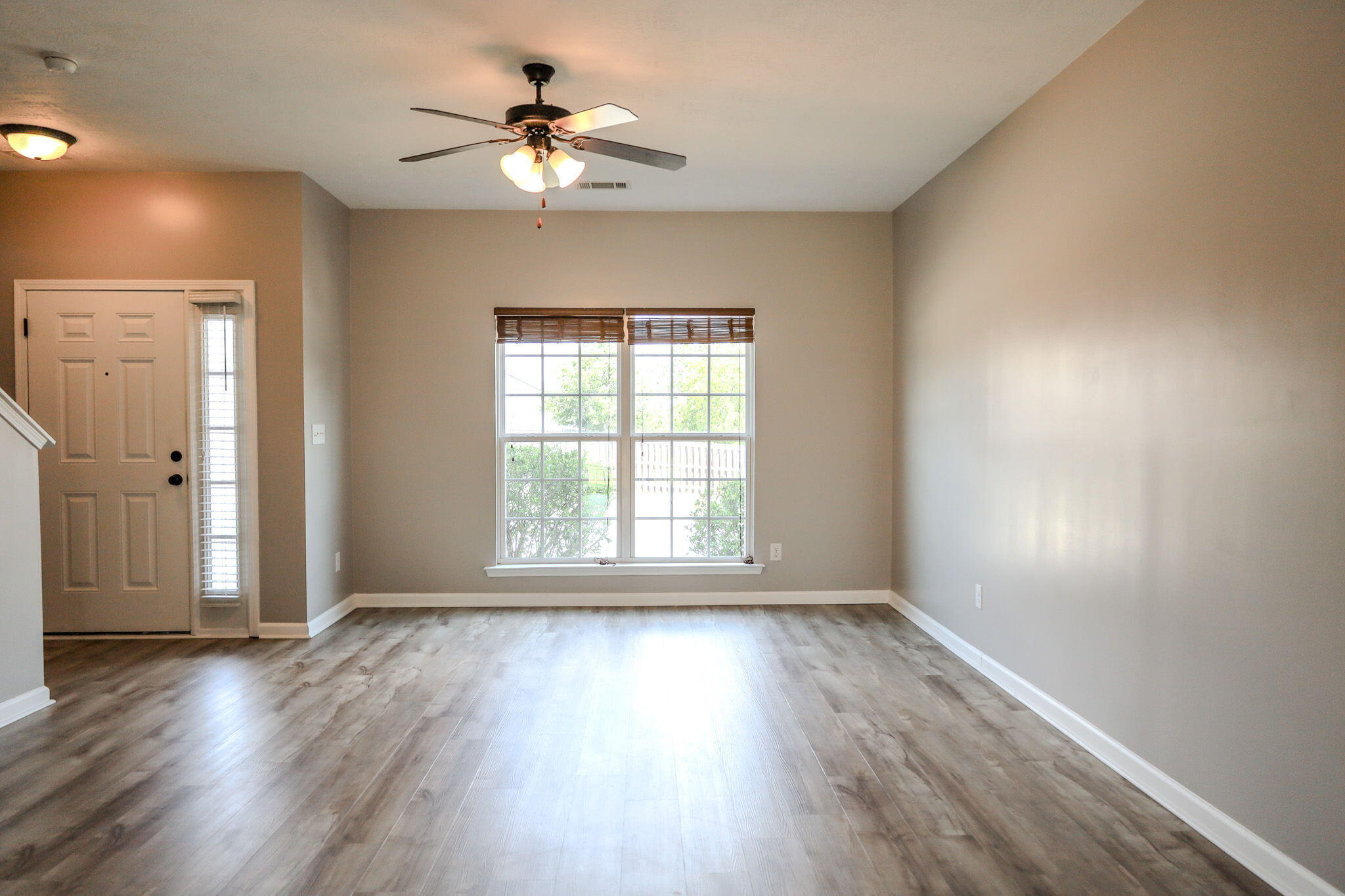 909 Westlawn Drive