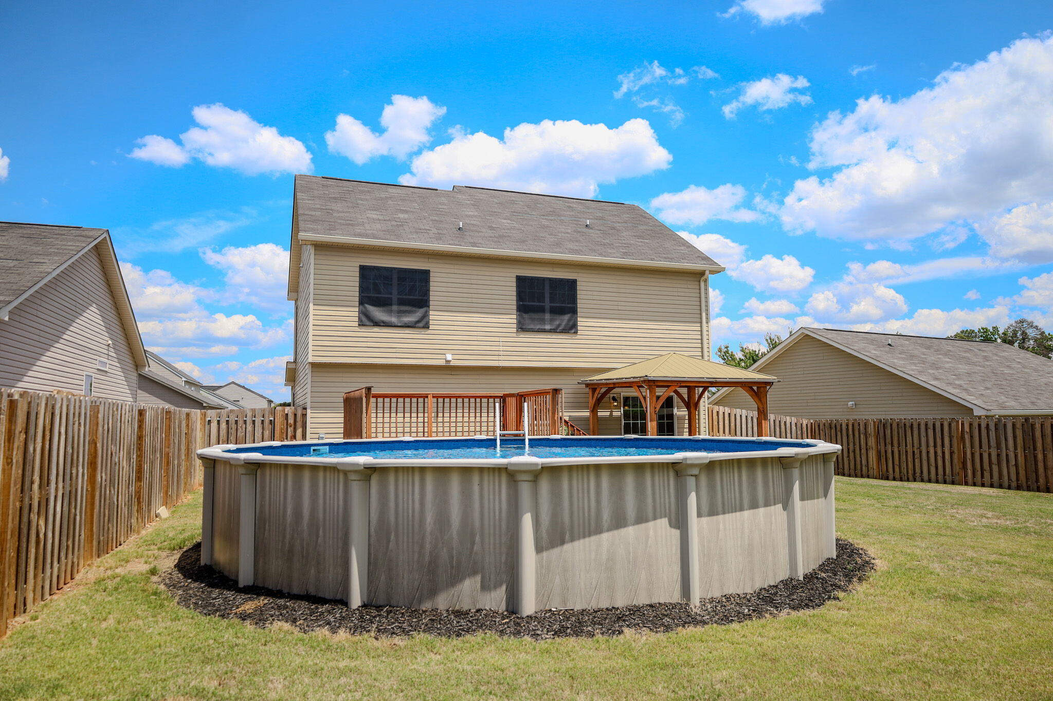 909 Westlawn Drive