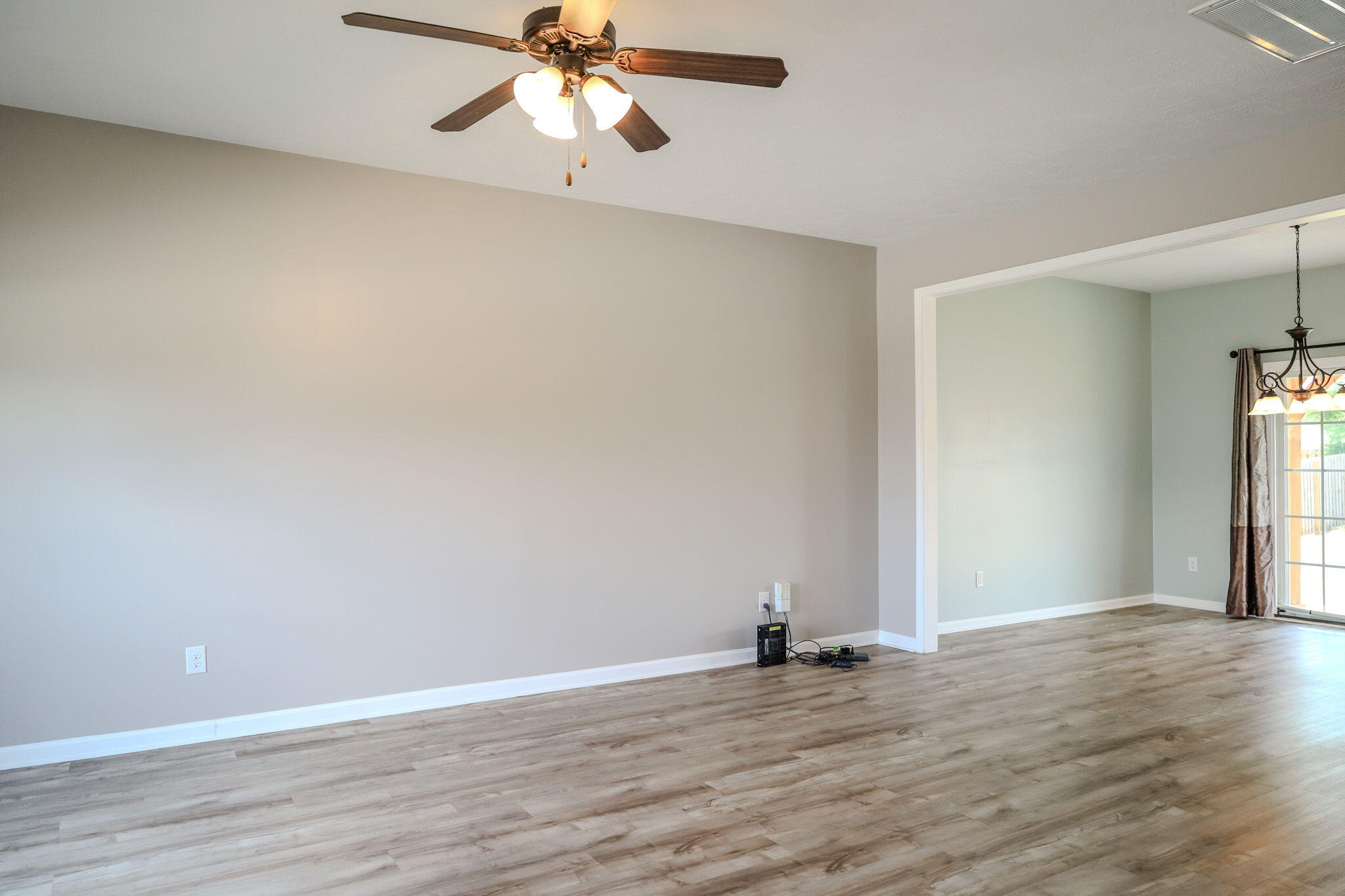 909 Westlawn Drive