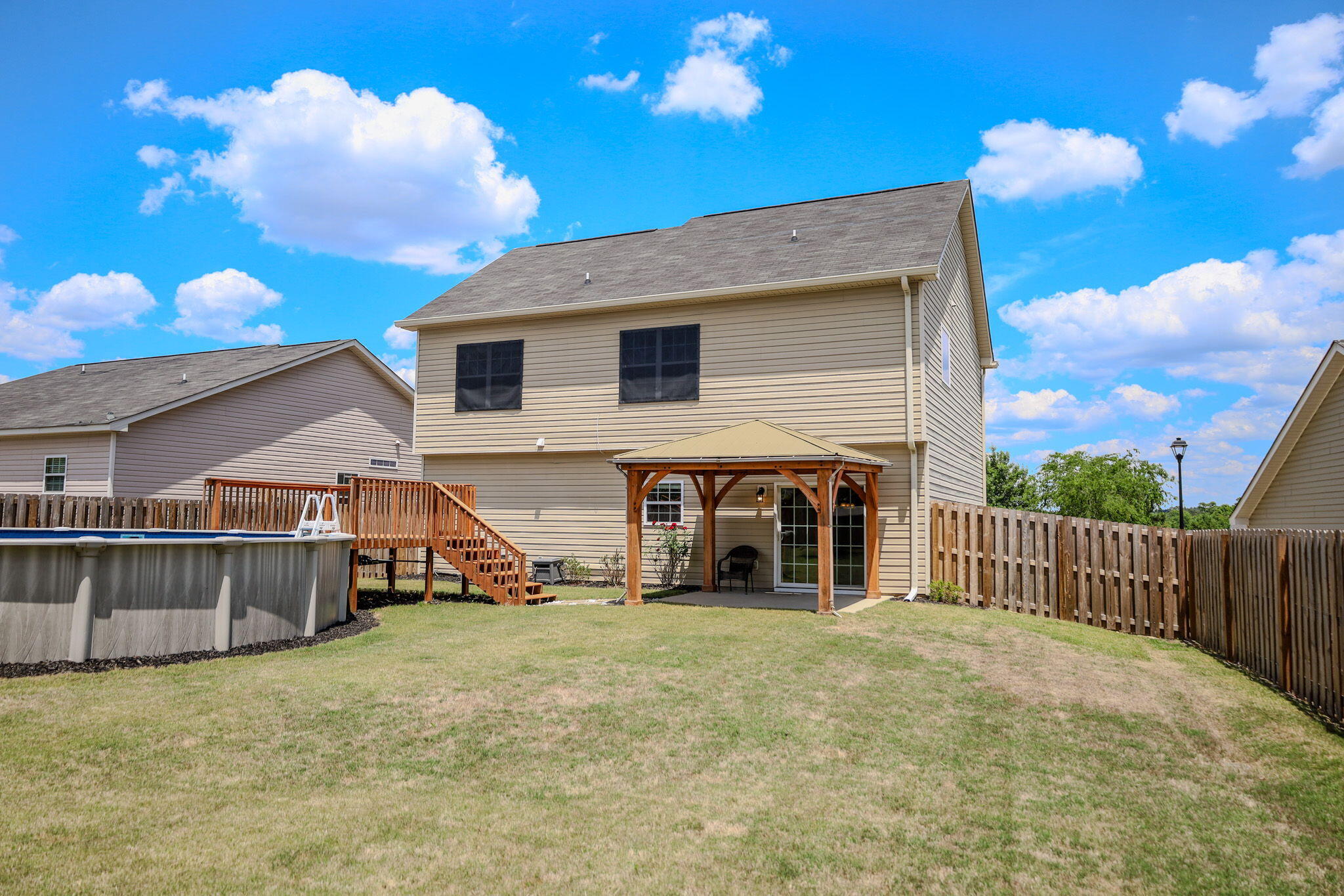 909 Westlawn Drive