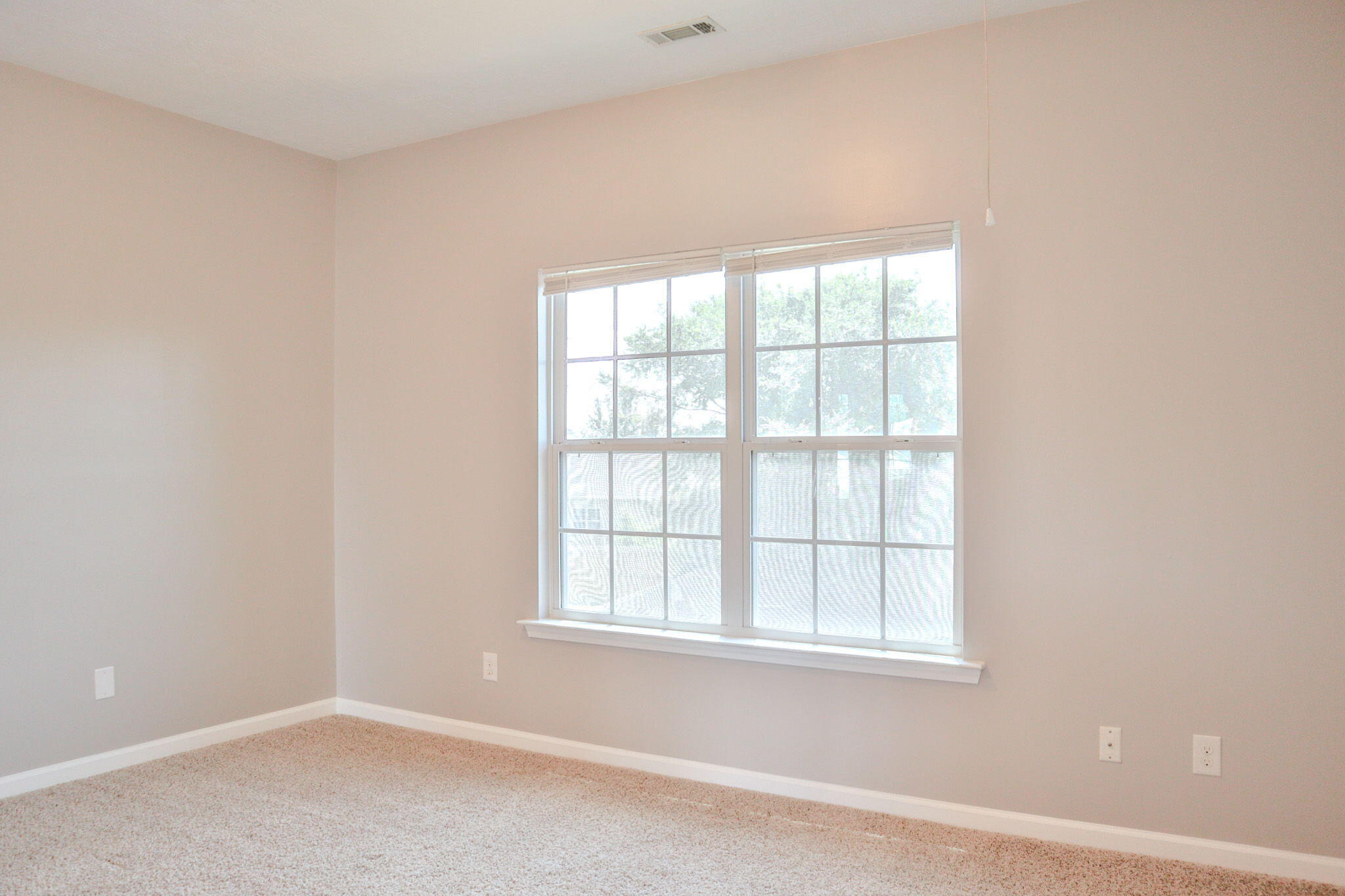 909 Westlawn Drive