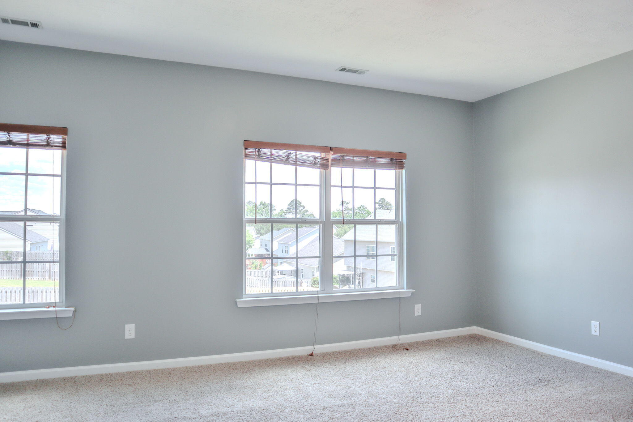 909 Westlawn Drive