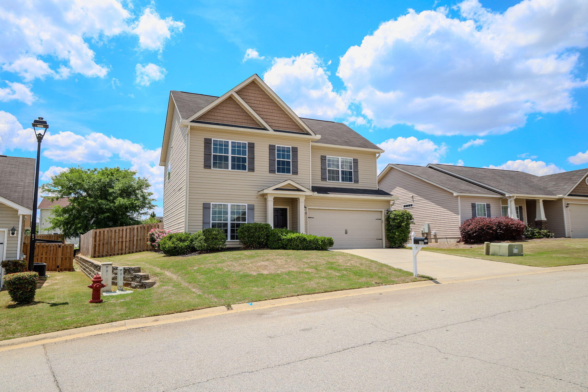 909 Westlawn Drive