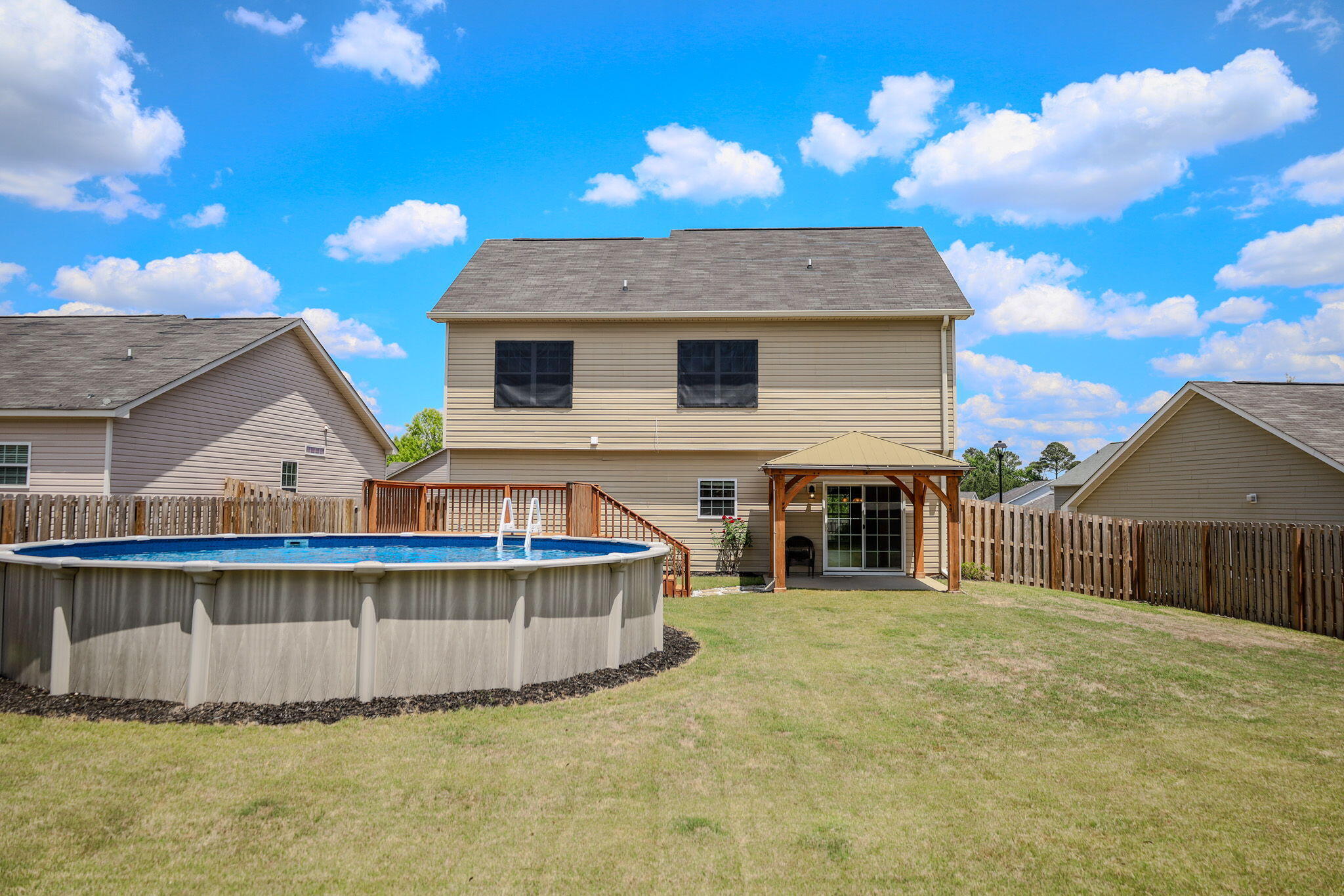 909 Westlawn Drive