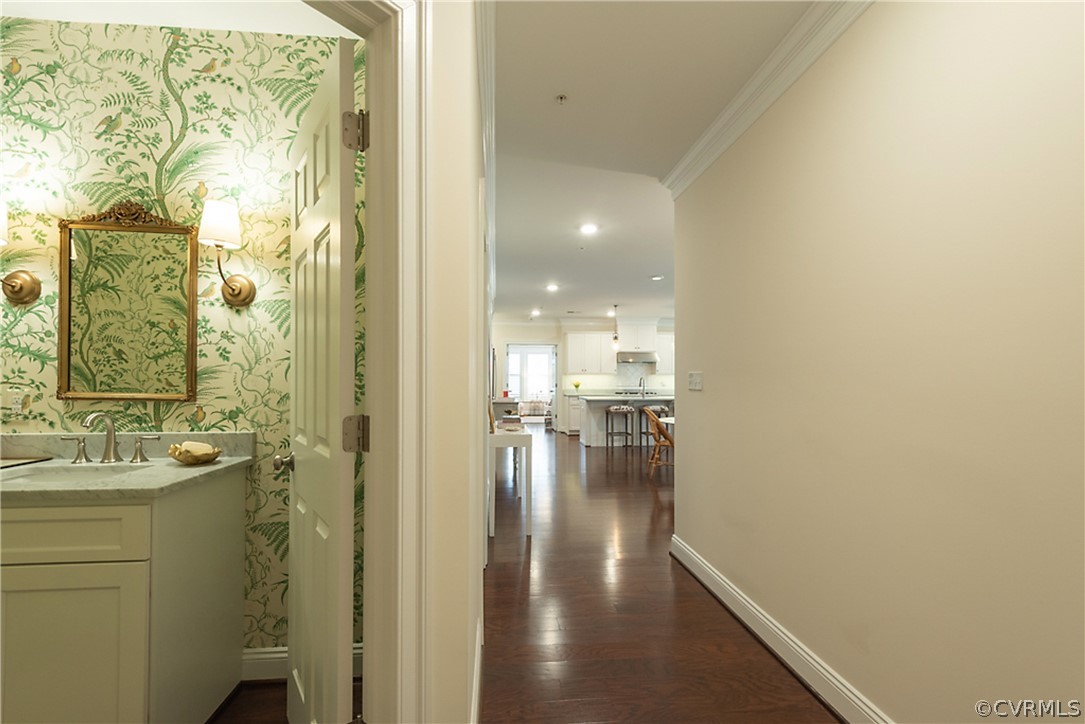 512 Libbie Avenue Unit: U4