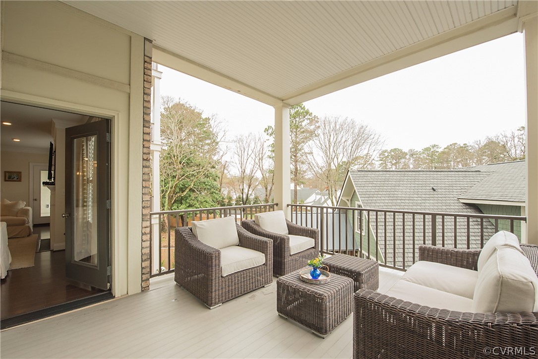 512 Libbie Avenue Unit: U4