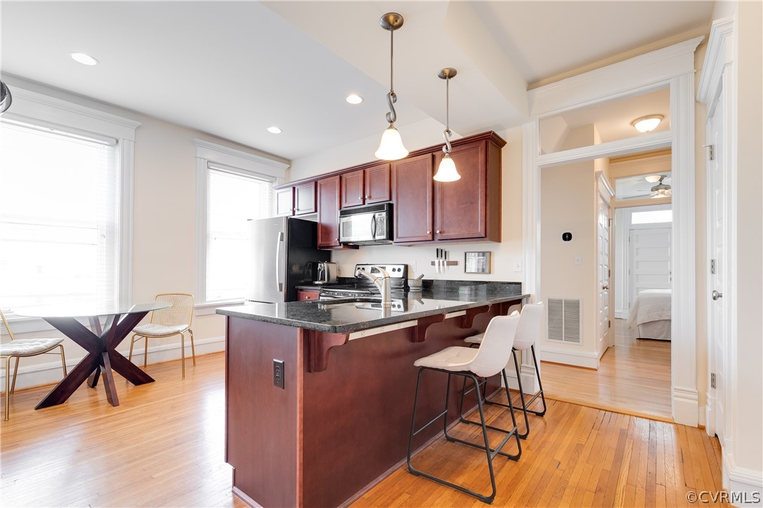 101 N Stafford Avenue Unit: U7
