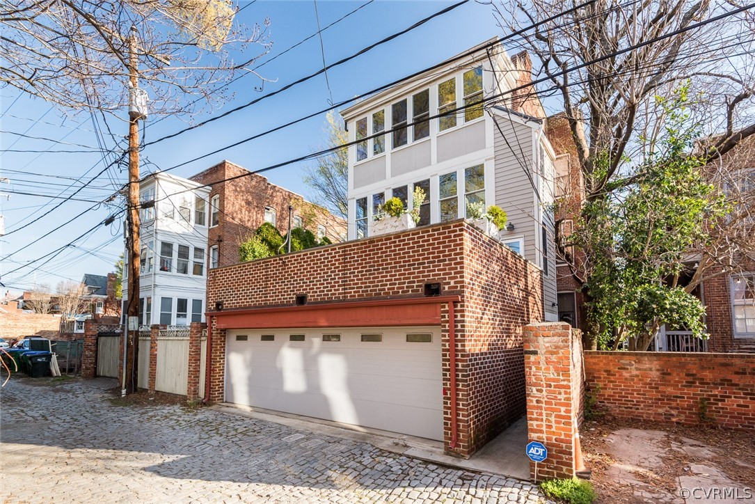 2007 Monument Avenue Unit: U2