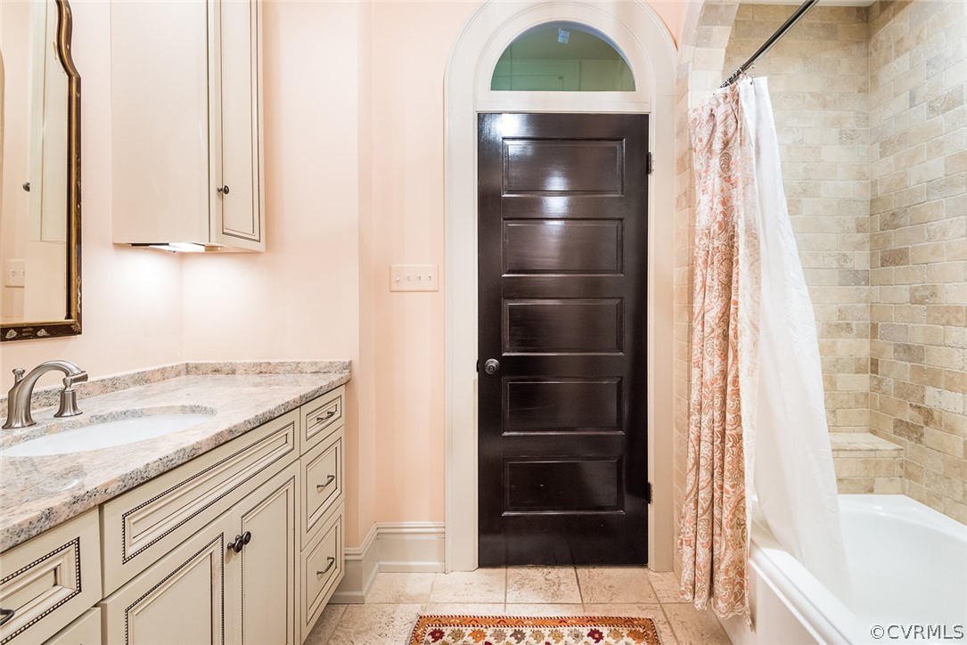 2007 Monument Avenue Unit: U2