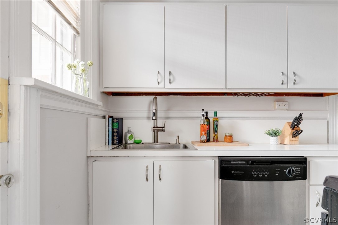 2810 Kensington Avenue Unit: U13