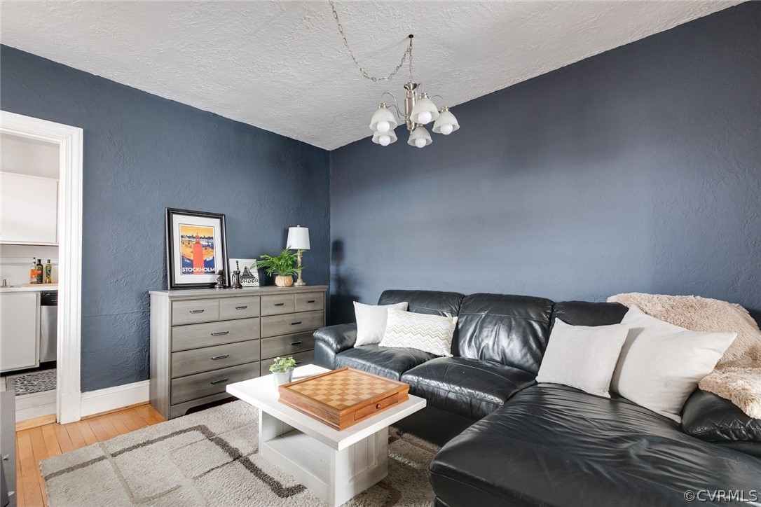 2810 Kensington Avenue Unit: U13