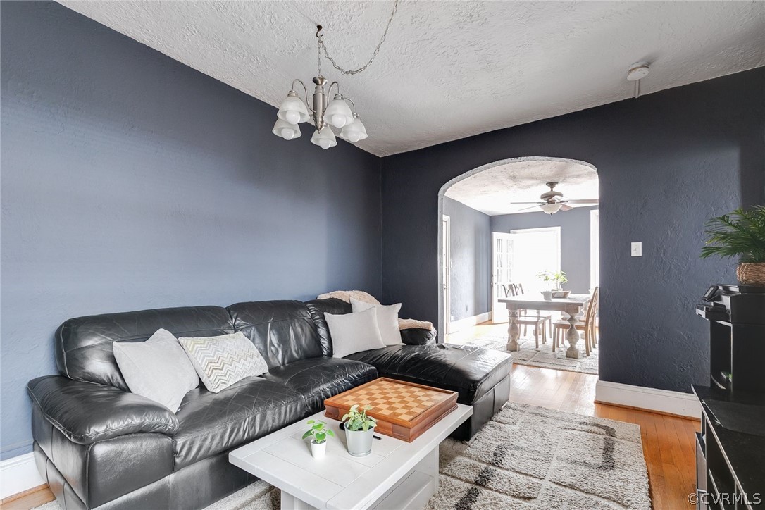 2810 Kensington Avenue Unit: U13