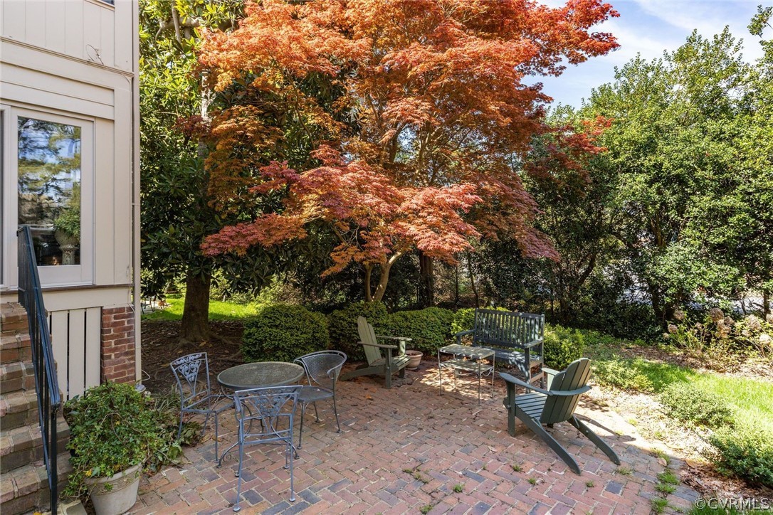 6161 River Road Unit: 37