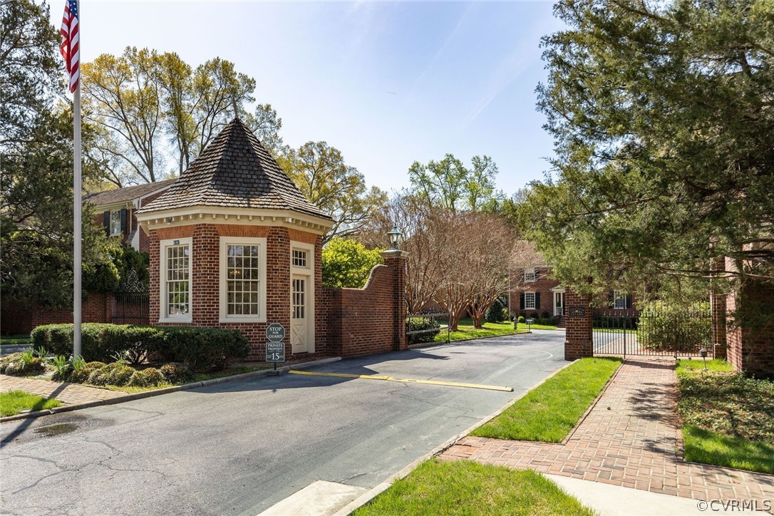 6161 River Road Unit: 37