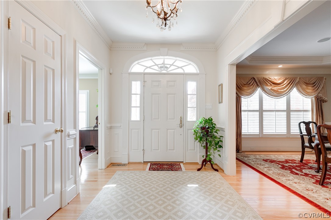 124 Lindenhurst