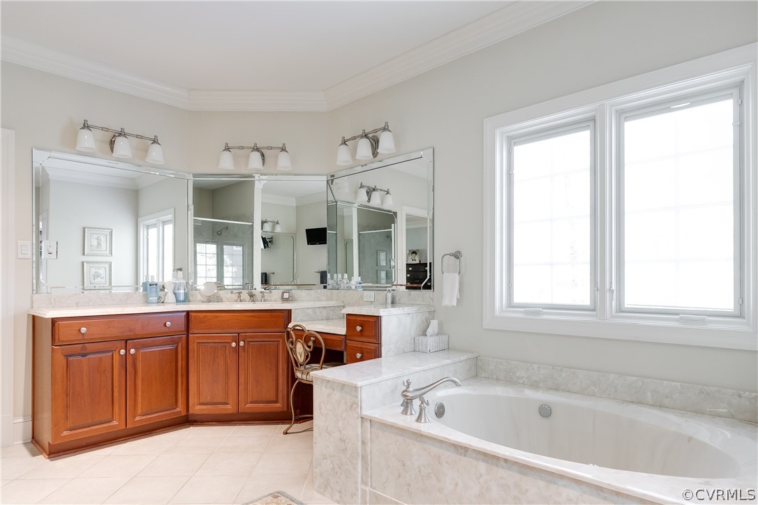 124 Lindenhurst
