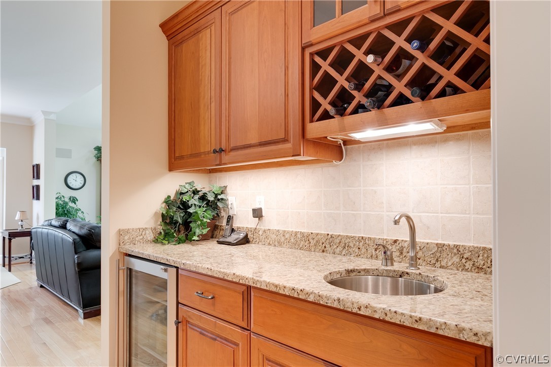 124 Lindenhurst