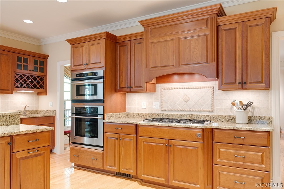 124 Lindenhurst