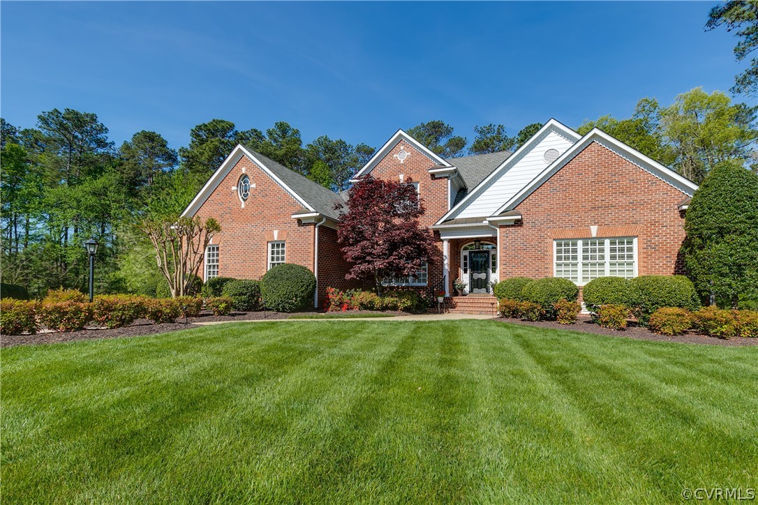 124 Lindenhurst