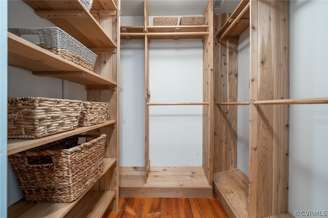 271 John Tyler Memorial Highway