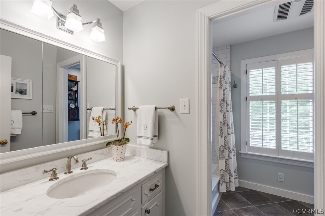 4228 Kingcrest Parkway