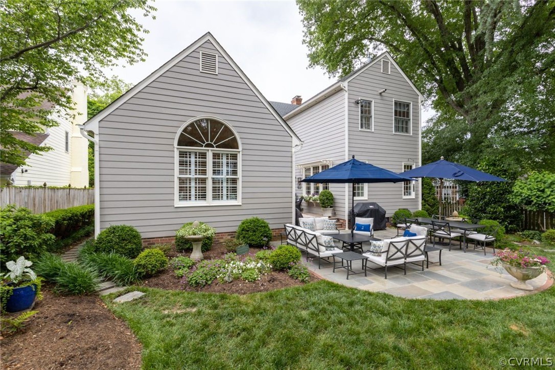 4228 Kingcrest Parkway